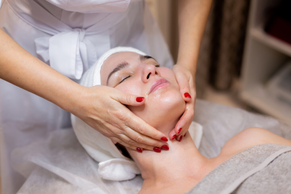 Acne Scar Treatment in Kochi – Safe & Effective Solutions at Skin Aura